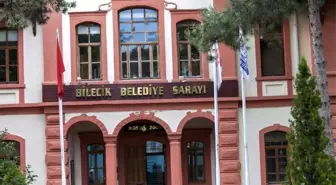 Bilecik Belediyesi Başkanlık Makamındaki Panik Butonuna Yanlışlıkla Basıldı