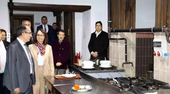 Paraguay ve Gana Büyükelçileri Osmaneli'yi Ziyaret Etti