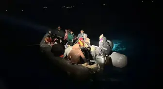 Çanakkale açıklarında 82 düzensiz göçmen karaya çıkarıldı