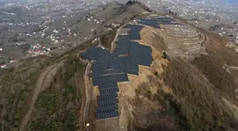 Doğu Karadeniz'in yüksek tepeleri güneş enerji santralleri ile kaplanıyor