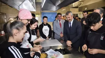 Edirne Valisi, Dr. Sadık Ahmet Mesleki ve Teknik Anadolu Lisesini ziyaret etti
