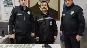 Espiye'de temizlik işçisi bulduğu cüzdanı belediyeye teslim etti