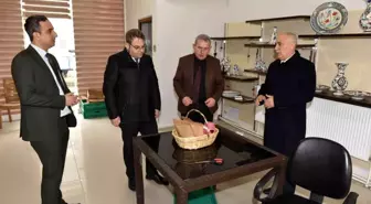 Bursa Yenişehir Belediyesi, ev hanımlarının ürünlerini satabilmeleri için yeni işyeri açıyor