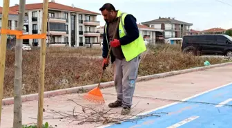 Sakarya Büyükşehir Belediyesi Şehit İlhan Aras Caddesi'ni Güzelleştirdi