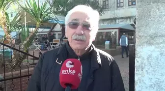 Emekli Öğretmenler Sinop Öğretmenevi'ndeki Fiyat Artışını Protesto Ediyor
