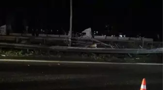Tuzla'da Kontrolden Çıkan Otomobil Karşı Şeride Geçerek Takla Attı