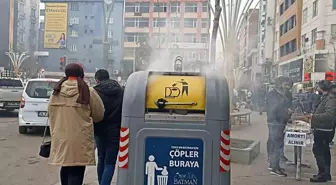 Batman'da çöp konteynerinde çıkan yangın vatandaş tarafından söndürüldü