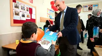 Yeşilyurt Belediye Başkanı Mehmet Çınar, Şahnahan Karşıyaka İlkokulunu Ziyaret Etti