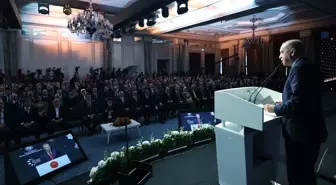 Cumhurbaşkanı Erdoğan TİSK Ortak Paylaşım Forumu'nda, 'Bölgemizde yaşanan krizlere ve küresel ekonomideki belirsizliğe rağmen ihracatta kırdığımız...