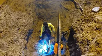 Hakkari Belediyesi Su ve Kanalizasyon Müdürlüğü Arızayı Giderdi