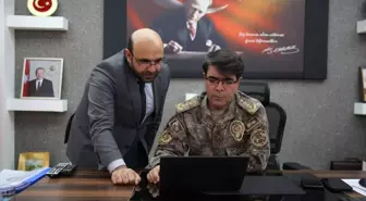 Hakkari Emniyet Müdürü İdris Yılmaz, Yılın Kareleri 2023 oylamasına katıldı