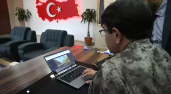 Hakkari Emniyet Müdürü, 'Yılın Kareleri 2023' oylamasına katıldı