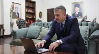 Kilis Valisi Tahir Şahin, Yılın Kareleri oylamasına katıldı