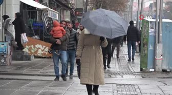 Kıtlama olarak içilen sıcak çaylar yemek borusu kanserini tetikliyor