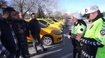 Polis ekiplerinden sürücülere kurallara uyum uyarısı