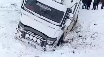 İstanbul'dan, Erzurum istikametine doğru giden tır navigasyon mağduru oldu