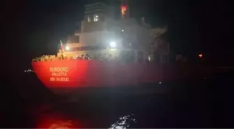 Çanakkale Boğazı'nda Arızalanan Tanker Şevketiye Demir Sahası'na Götürüldü