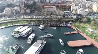 Fener Rum Patrikhanesi'nde Hz. İsa'nın vaftiz edilişinin yıl dönümü kutlandı