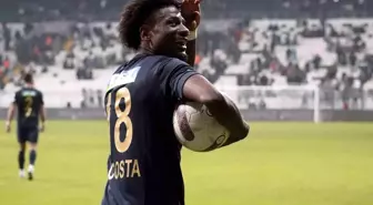 Kasımpaşa, Beşiktaş'ı deplasmanda 3 golle mağlup etti