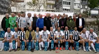 Kuşadası Gençlik Spor Kulübü Efsane Futbolcuları Toprak Sahada Buluştu