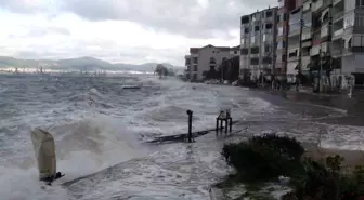 Marmara Denizi'nde Fırtına Uyarısı