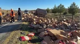 Şanlıurfa'da Makarna ve Mısır Yüklü TIR'ların Çarpışması Sonucu 2 Kişi Hayatını Kaybetti