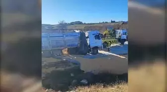 Suruç'ta Makarna ve Mısır Yüklü TIR'ların Çarpışması Sonucu 2 Kişi Hayatını Kaybetti