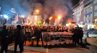 Muş'ta İsrail'in Filistin'e yönelik saldırıları meşaleli yürüyüşle protesto edildi