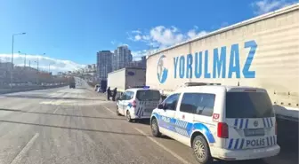 Ankara'da Buzlanan Yolda Meydana Gelen Kazada Bir Kişi Hayatını Kaybetti