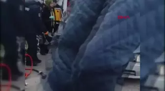 Ankara'da buzlanma kazası; park halindeki TIR'a çarpan otomobilin sürücüsü öldü