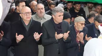 Kula Belediye Başkanı Hüseyin Tosun'un annesi Naime Tosun toprağa verildi