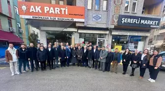 AK Parti Karabük Milletvekilleri ve İl Başkanı Esnaf Ziyaretinde