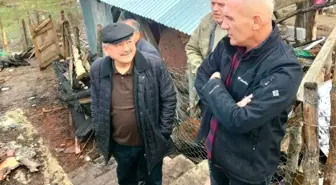 Devrekani Belediye Başkanı Yangın Sonrası Evlerini Kaybeden Aileleri Ziyaret Etti