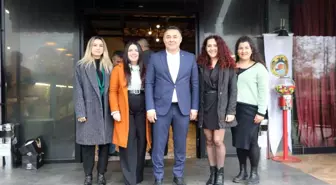 Alanya Belediye Başkanı Adem Murat Yücel, Çalışan Gazetecileri Onurlandırdı