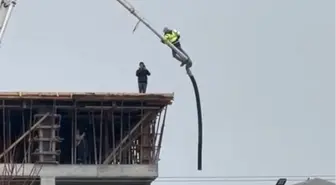 Afyonkarahisar'da İşçi Beton Pompasının Üstüne Çıkarak Ölüme Meydan Okudu