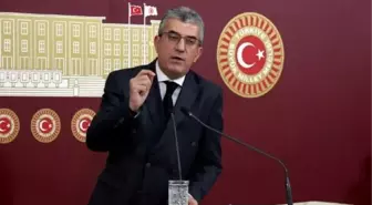CHP, 'kentsel dönüşüm' yasasının iptali için AYM'ye başvurdu