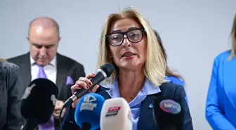 DEVA Partisi İzmir ilçeleri için belediye başkan adaylarını tanıttı