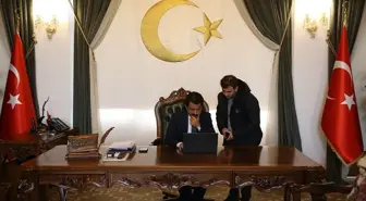 İskenderun Kaymakamı Murat Sefa Demiryürek, 2023'e damga vuran fotoğrafları değerlendirdi