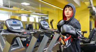 11 Yaşındaki Muhammed Bekir Uyumaz, Türkiye Kick Boks Yarışması'nda Şampiyon Olmayı Hedefliyor