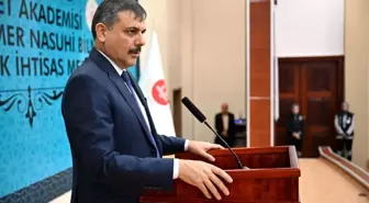 Erzurum Valisi Mustafa Çiftçi, Diyanet Akademisi mezuniyet törenine katıldı