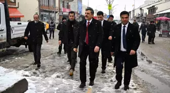 Erzurum Valisi Hınıs ve Tekman ilçelerini ziyaret etti