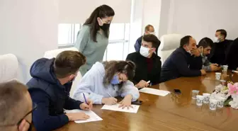 Döşemealtı Belediyesi Nar Masa, Vatandaşların Taleplerini Çözüme Kavuşturuyor