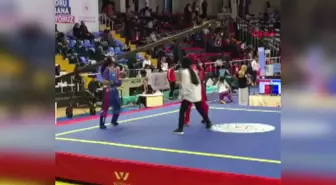 GÜNDELİK İŞLERE GİDEREK AİLESİNE KATKIDA BULUNAN LİSELİ GÜNEŞ, WUSHU KUNG-FU'DA AVRUPA ŞAMPİYONU OLDU