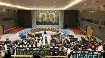 ABD'deki Hahamlar BM'de Gazze Şeridi'nde Ateşkes İçin Protesto Düzenledi