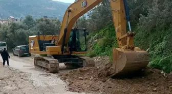 Hatay'da altyapısı tamamlanan bölgelerde yol yenileme çalışmaları hızlandı