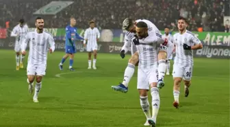 Kara Kartal'dan gol şov! Beşiktaş, Çaykur Rizespor'u deplasmanda dağıttı