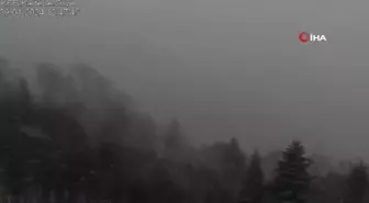 Kartepe'de yılın ilk kar yağışı başladı