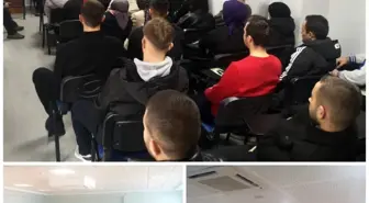 Samsun Emniyet Müdürlüğü, Narkorehber ile öğrencilere uyuşturucuyla mücadelede bilgilendirme yapıyor