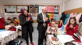 Şahinbey Belediye Başkanı Mehmet Tahmazoğlu, Talesemi Hastası Tuğtekin'in Doğum Gününü Kutladı