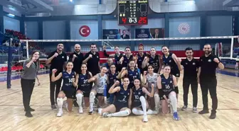 Bozüyük Belediyesi Kadın Voleybol Takımı Haftayı Galibiyetle Tamamladı